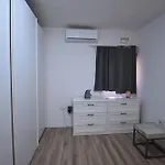 Apartment Sea Breeze Nest