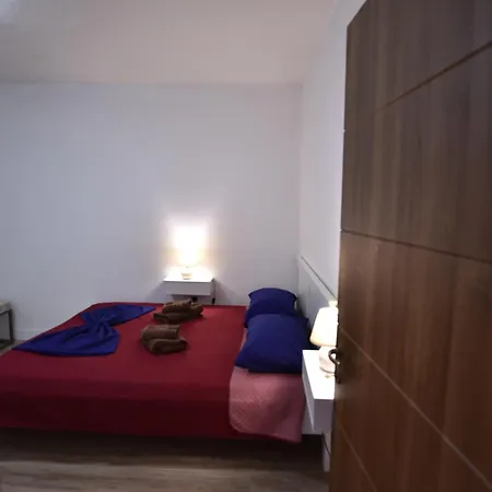 Apartment Sea Breeze Nest