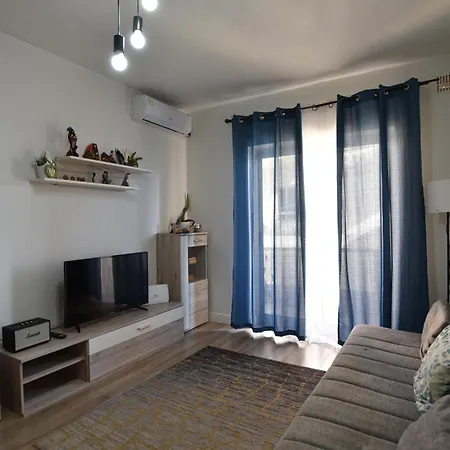 Apartament Sea Breeze Nest 2br 12 Min Walk To